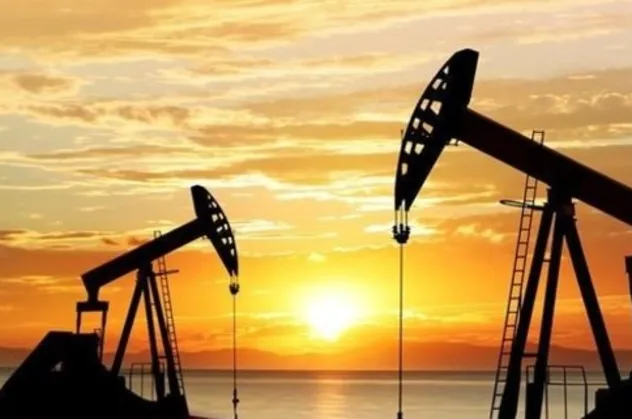 ABD'den Brent petrol açıklaması! '2021'de ortalama varil fiyatı 49 dolar olacak'