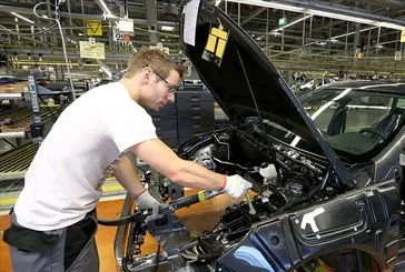 Alman otomotiv endüstrisinde şok: 2035’e kadar 190 bin kişi işsiz kalabilir
