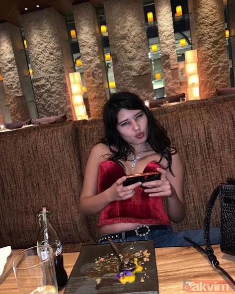 Bahar Candan'dan şaşırtan paylaşım! Bahar Candan'ın göbekli hali sosyal medyada olay oldu... - 6