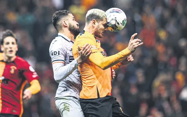 kadikoyde-dev-kapisma-fenerbahce-ile-trabzonspor-kozlarini-paylasacak-1684367597847.jpeg Kadıköy’de dev kapışma: Fenerbahçe ile Trabzonspor kozlarını paylaşacak!-15