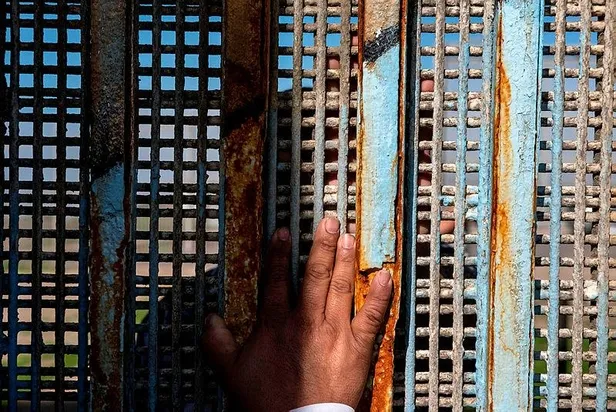 Pentagon'dan Meksika sınırına ilave 3 bin 750 asker-2