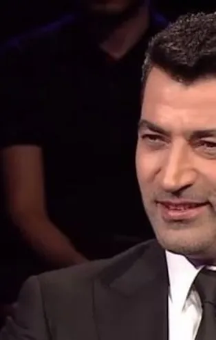 Hangisi 1991'DE İngiltere'de milli takımında beş defa forma giymiş bir futbolcunun soyadıdır?