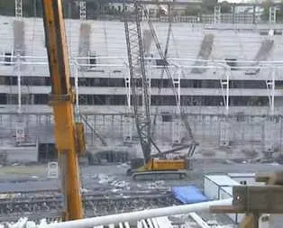 Vodafone Arena’da iskele çöktü! Yaralılar var