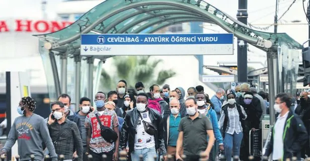Büyük problem! İstanbul’da sosyal mesafe ve maske kuralları ihlal ediliyor | Coronavirüs haberleri