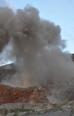 Muş'ta bomba yüklü araç havadan vuruldu