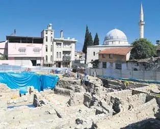 Tarihin şifresi: Neşeli ol hayatını yaşa