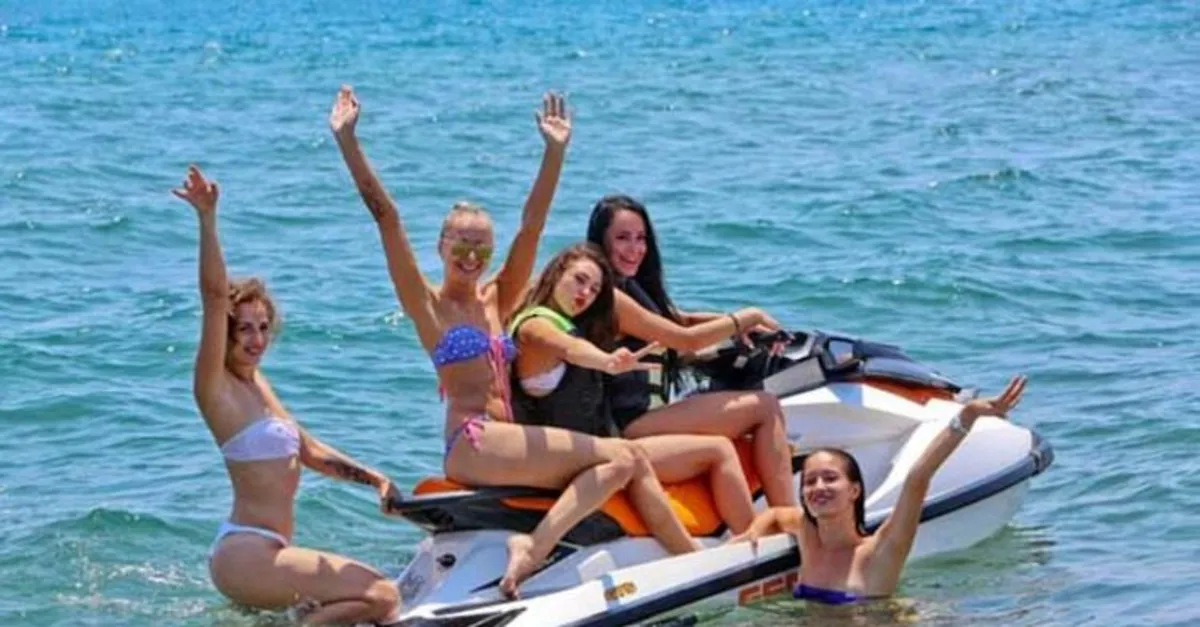 Akın akın geliyorlar! Antalya’da turist sayısı 1 milyonu geçti