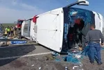 Manisa’nın Akhisar ilçesinde tur otobüsü ile TIR kamyonu kazası! 11 kişi öldü 2 şoför gözaltında