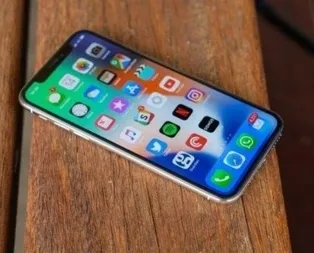 Yeni iPhone X daha ucuza geliyor!
