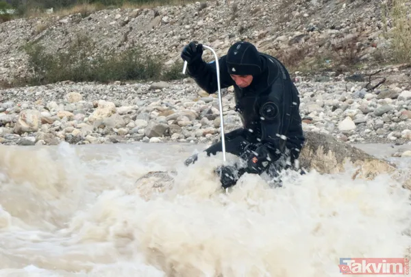 Son dakika... Antalya'da hortum sonucu kaybolan üniversiteli Kader Buse'yi arama çalışmaları yeniden başladı - 14