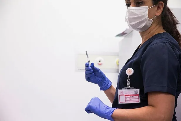 Son dakika: Çin aşısı gönüllü vatandaşlar üzerinde de uygulanmaya başlandı! İşte ilk görüntüler-7