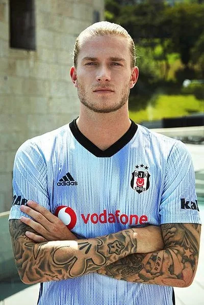 Beşiktaş’ta büyük kabus! Sakatlar kervanına Karius da eklendi...-1