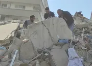 SON DAKİKA: İzmirde 6,6 büyüklüğünde deprem! İşte İstanbuldan da hissedilen deprem sonrası ilk görüntüler