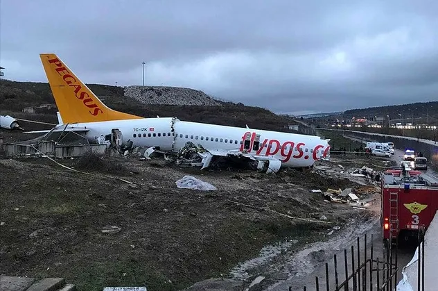 Son dakika: Pegasus'tan Sabiha Gökçen'de uçağın pistten çıkmasına ilişkin açıklama