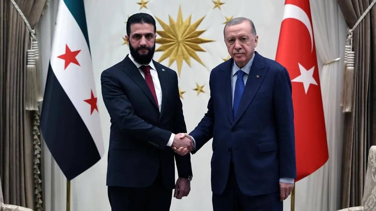 sdgyi-fesih-yoluna-sokan-devlet-akli-turkiye-adim-atti-bolge-kazandi-kiblesini-israile-cevirenler-kaybetti-1787733773404.jpeg SDG'yi fesih yoluna sokan devlet aklı! Türkiye adım attı bölge kazandı: Kıblesini İsrail'e çevirenler kaybetti-6