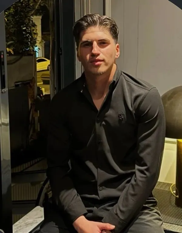 kubilay-kaan-kundakcinin-odasi-ilk-kez-goruntulendi-siparis-verdigi-ama-giyemedigi-o-montu-1774461373876.jpeg Kubilay Kaan Kundakçı’nın odası ilk kez görüntülendi: Sipariş verdiği montunu giyemedi-2