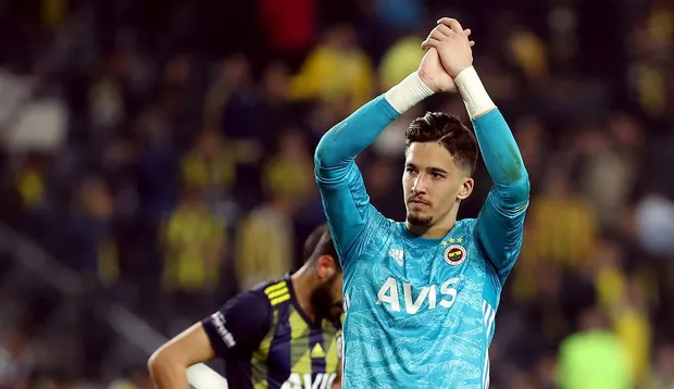A Milli Takım aday kadrosunda sürpriz değişiklik! Fenerbahçe kalecisi Altay Bayındır A Milli Takım'da-2