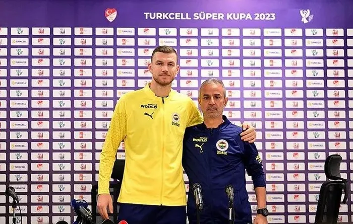 edin-dzekodan-super-kupa-finali-oncesi-dikkat-ceken-icardi-aciklamasi-edin-dzekonun-super-kupa-maci-oncesi-mot-1703791204911.jpeg ÖZEL HABER | Engellemelere rağmen ısrarla cevapladı! Edin Dzeko'dan Icardi sorusuna flaş tepki | takvim.com.tr sordu: Edin Dzeko yanıtladı'-1