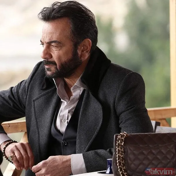 Bir Zamanlar Çukurova'nın Fekeli'si Kerem Alışık’a büyük jest! Hayranları öyle bir sürpriz yaptı ki… - 9