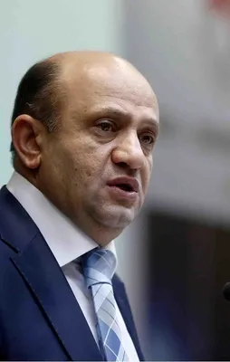 "Başörtüsünün gündemden düşmesi gerekiyor"