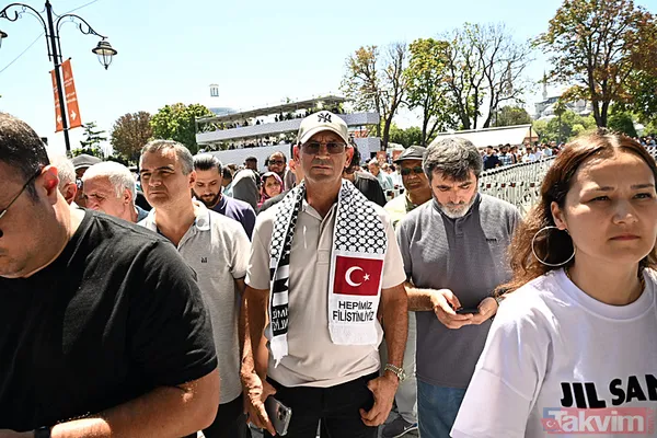 Dualarla cennete uğurlandı | Haniye için 81 ilde gıyabi cenaze namazı kılındı! Ayasofya Camii'ne akın ettiler - 5