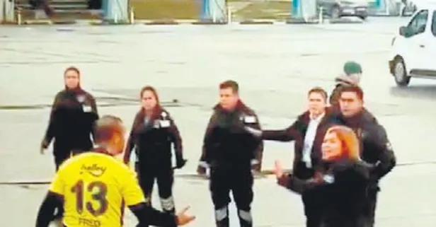 Fenerbahçe ile Amedspor taraftarı arasında bıçaklı ve taşlı kavga!