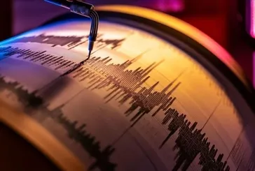 Balıkesir’de 4,4 büyüklüğünde deprem! İstanbul ve çevre illerde hissedildi