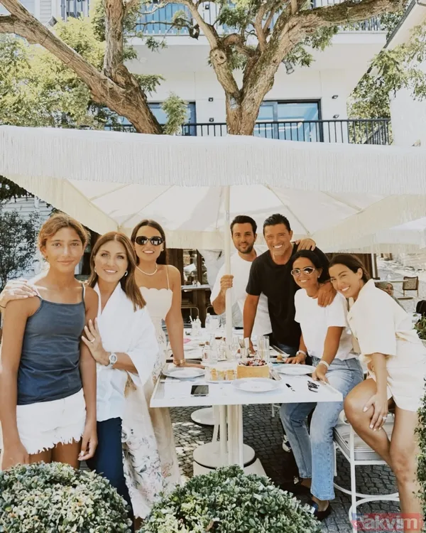 3 çocuk annesi Sibel Can’dan gelin-kaynana paylaşımı! Hakan Ural’ın kızı görümce Melisa Ural da boş durmadı - 18