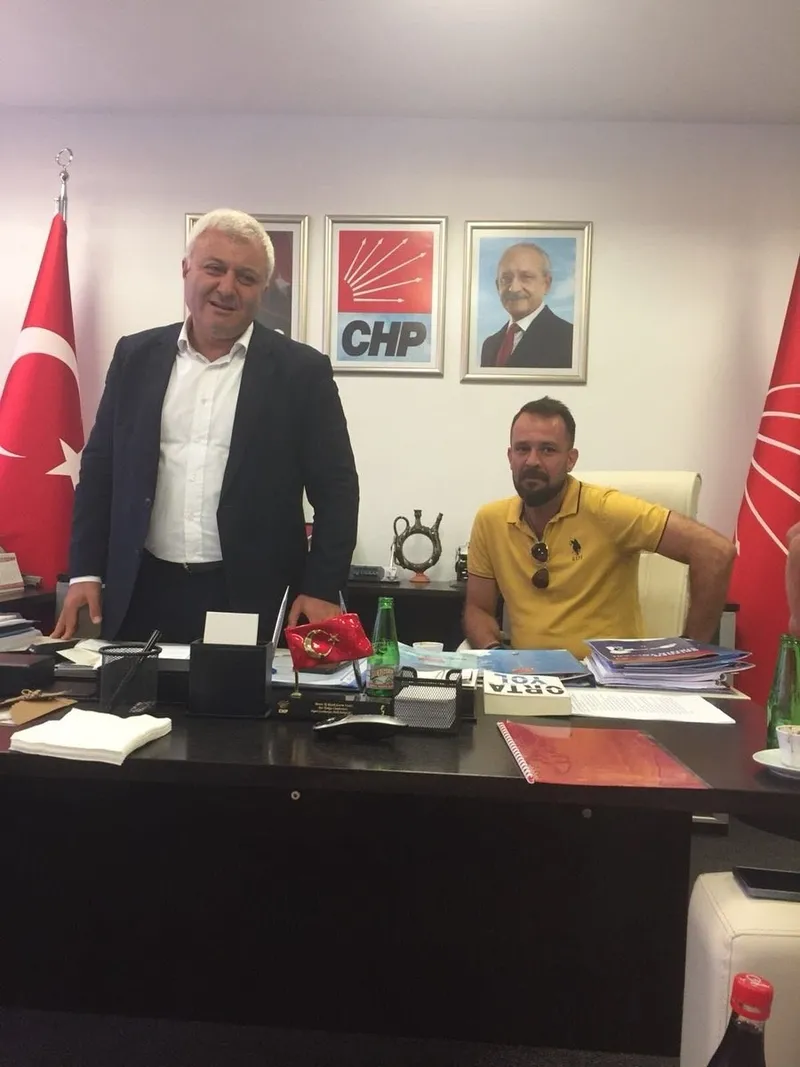 1768490727433.jpeg Klavyeye "Ünsal"an yalanlar! CHP'li Buca Belediyesi çalışanının trol ağı: Başkan Erdoğan'a asılsız iddialar, ünlüler adına sahte hesaplar-5