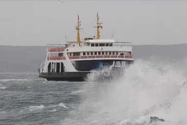 İstanbul'da deniz ulaşımına fırtına engeli! Kadıköy-Kabataş seferleri ikinci duyuruya kadar askıya alındı
