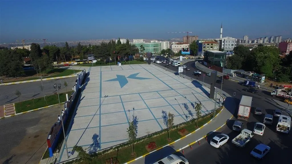 İstanbul'da 3 meydana anlamlı isim