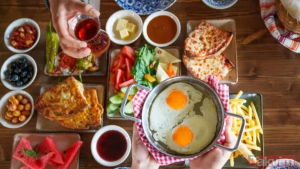 En Çok Beğenilen Türk Lezzetleri 🍴Kullanıcı Oylarıyla Oluşturulan Sıralamaya Göre Türkiye'nin En Sevilen Yemeklerinin Başında Kahvaltı Geliyor.