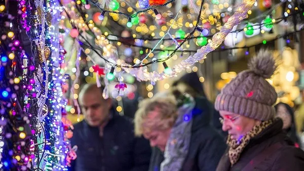 eve-misafir-almak-yasak-mi-yilbasinda-misafirligin-cezasi-var-mi-evde-yilbasi-kutlamak-cezasi-ne-kadar-1609406561806.jpg Eve misafir almak yasak mı? Yılbaşında misafirliğin cezası var mı? Evde yılbaşı kutlamak cezası ne kadar?-3