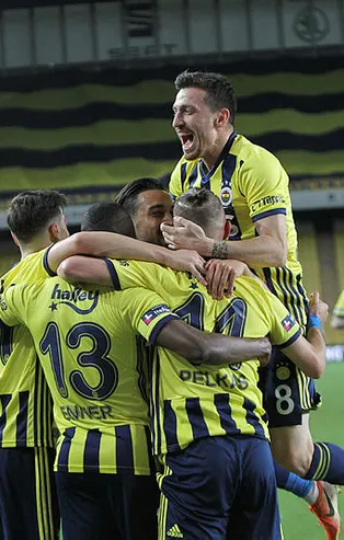 Fenerbahçe'de kadro operasyonu! İsimler belli oldu