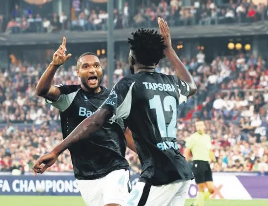 Leverkusen Feyenoord’u topa tuttu