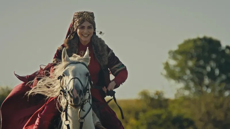 gonul-daginin-yildiz-ismi-kurulus-osman-dizisinde-flas-transfer-ortaya-cikti-1725901140144.jpg Gönül Dağı'nın yıldız ismi Kuruluş Osman dizisinde! Flaş transfer ortaya çıktı-4