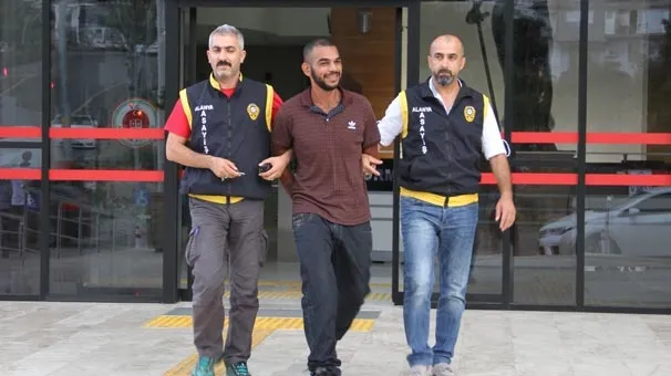 Ünlü hiphop şarkıcısı Mohamed Hareke Antalya'da cinayetten tutuklandı-4