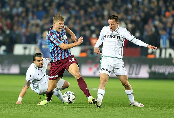 Son dakika Trabzonspor haberleri... Fırtına'nın bitirim üçlüsü: Edin Visca, Anastasios Bakasetas ve Andreas Cornelius!-4