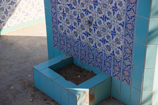 izmirde-surekli-su-kesintisi-uygulanan-dikilide-vatandaslar-cozum-bekliyor-1691226076926.jpg İzmir'de sürekli su kesintisi uygulanan Dikili'de vatandaşlar çözüm bekliyor-4