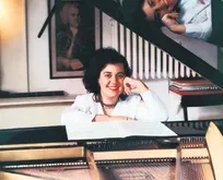 Piyanist Yeşim Gökalp hayatını kaybetti