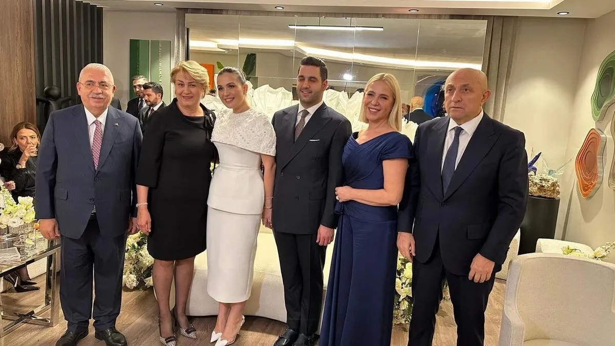 Sinan Engin'e Beşiktaşlı damat! Ahmet Emin Ahlatcı ve Elif Engin evlilik yolunda ilk adımı attı