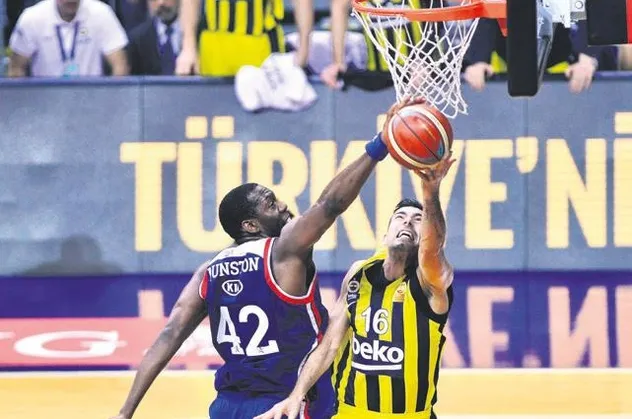 Fenerbahçe Beko ve Anadolu Efes 4’üncü randevuda