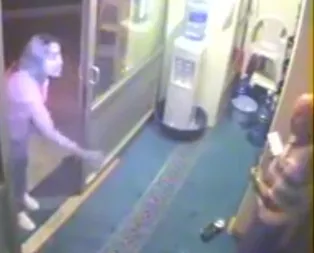 Müezzini darp edenler hakkında dava açıldı