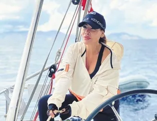 Yelkenleri suya indirdi