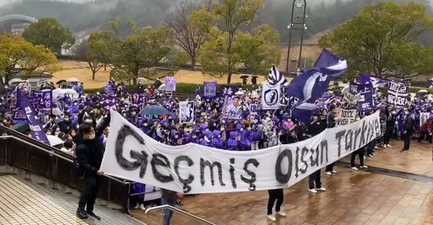 Hiroshima taraftarından 'Geçmiş olsun Türkiye' pankartı!