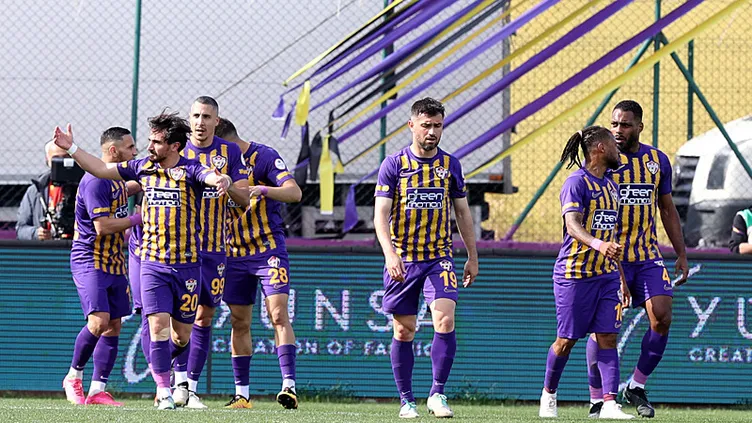 Süper Lig'e yükselen ilk takım Eyüpspor oldu!