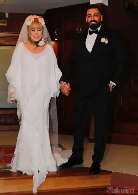 'Zerrin Hanım Bu Konularla Hiç İlgilenmiyor' Zerrin Özer'in Menajeri Kemal Beyle Konuştum. Ama O Bana Zerrin Hanım'ın Bu Konularla Hiç İlgilenmediğini Belirtti...