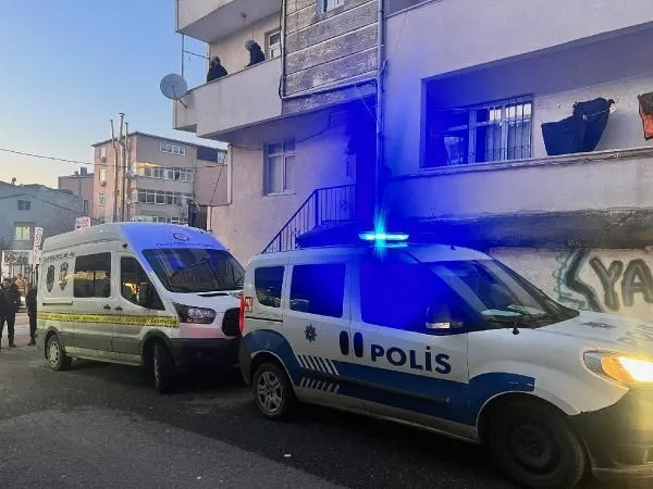 atasehirde-kan-donduran-olay-cekyatin-icinden-yanmis-kadin-cesedi-cikti-1675270673530.jpeg Ataşehir'de kan donduran olay! Çekyatın içinden yanmış kadın cesedi çıktı-2