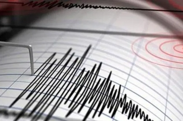 Endonezya'da 5,2 büyüklüğünde deprem