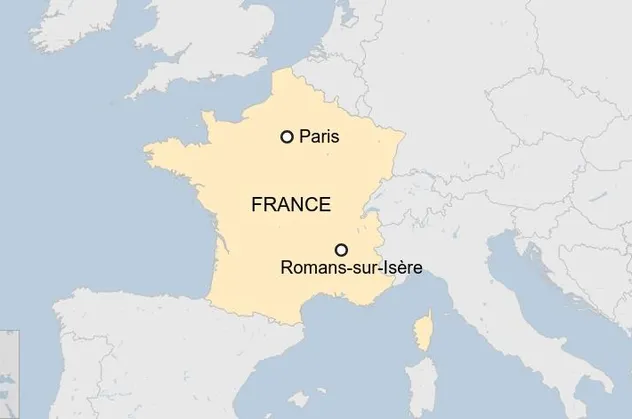Son dakika: Fransa'da bıçaklı saldırı! Ölü ve yaralılar var